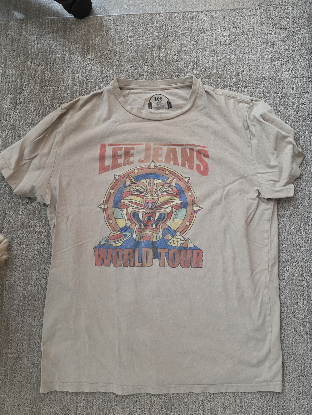 Lee Cream Graphic Tee with Black Print